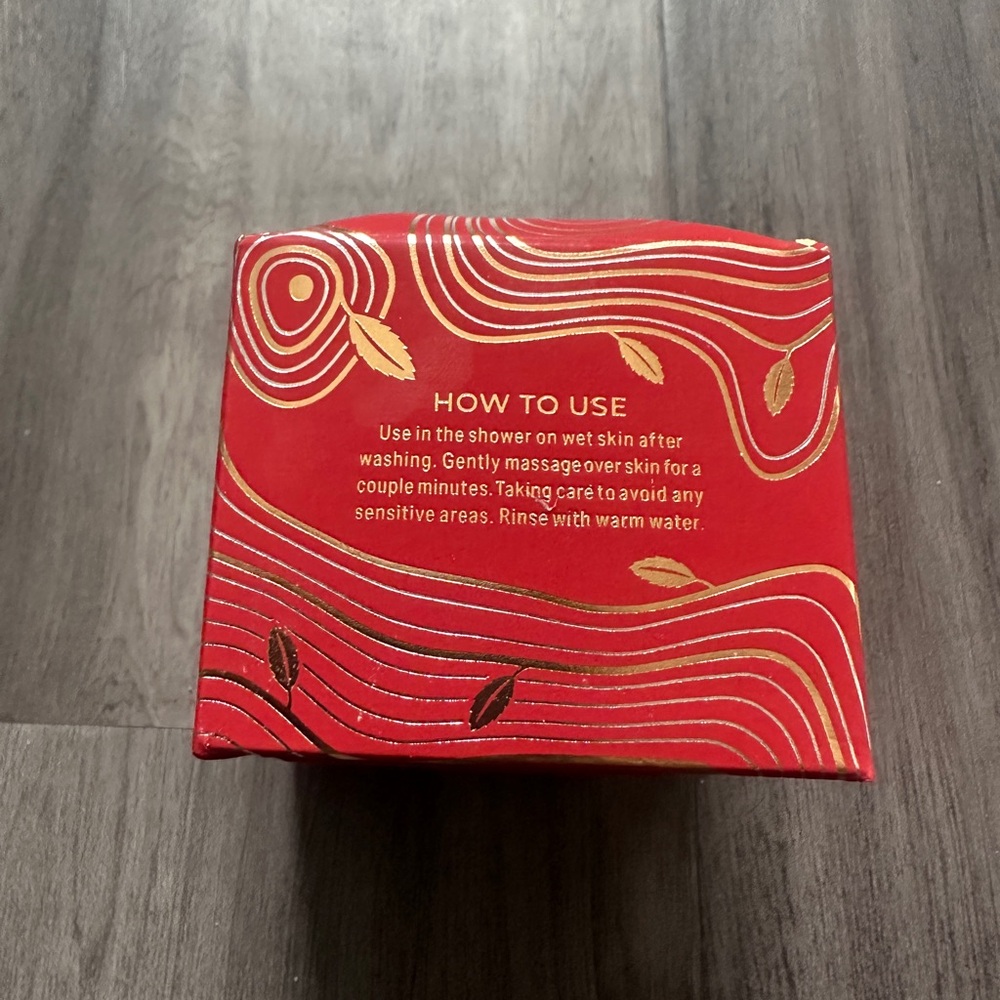LIMITED EDITION Viori Exfoliating Sugar Scrub Bar - Picture 3 of 4